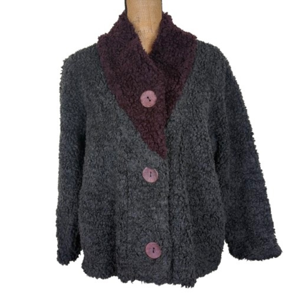 Habitat Clothes To Live In Gray Burgundy Boucle Sherpa Jacket Button Front M/L